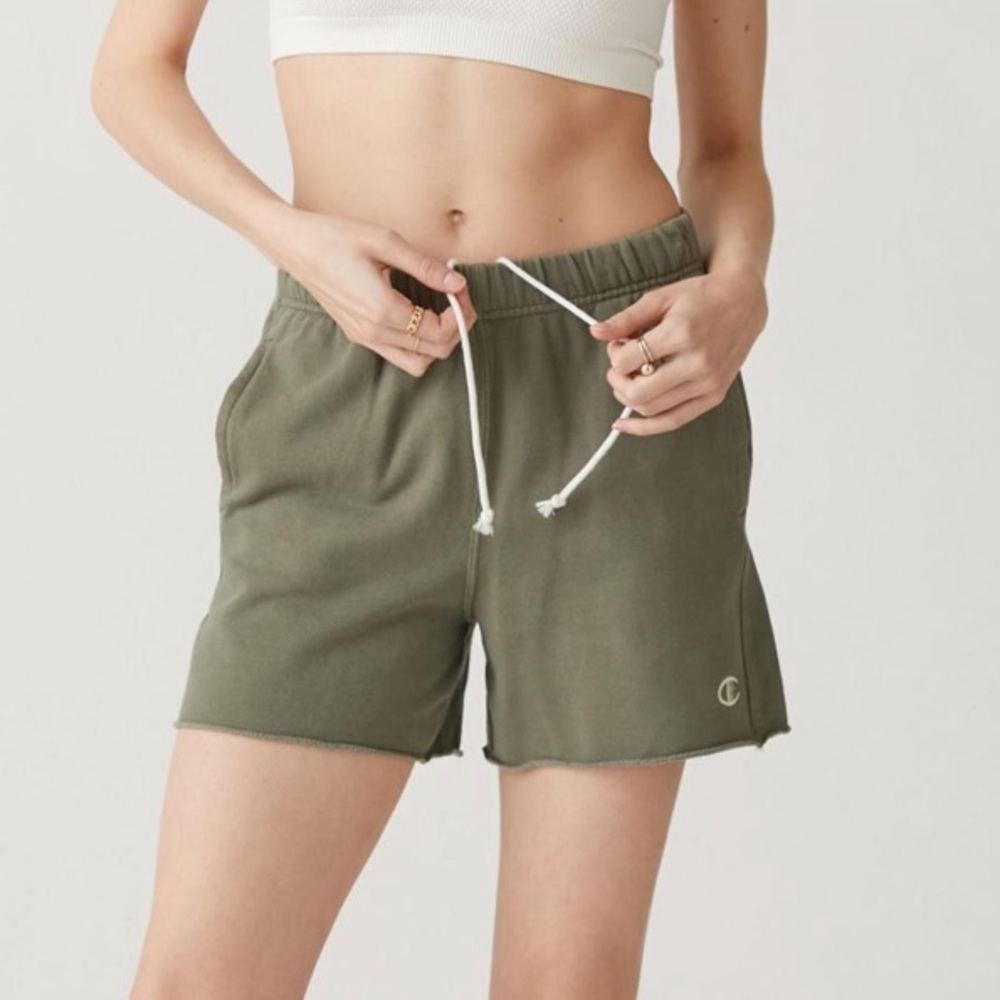 NWT Urban Outfitters Champion Exclusive Fleece Lounge Shorts in Green